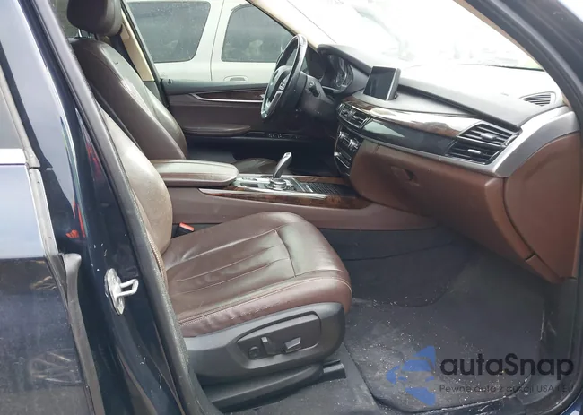 5UXKR0C5XF0K67739: 44387876