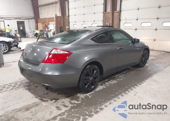 1HGCS128X8A021767: 44387953