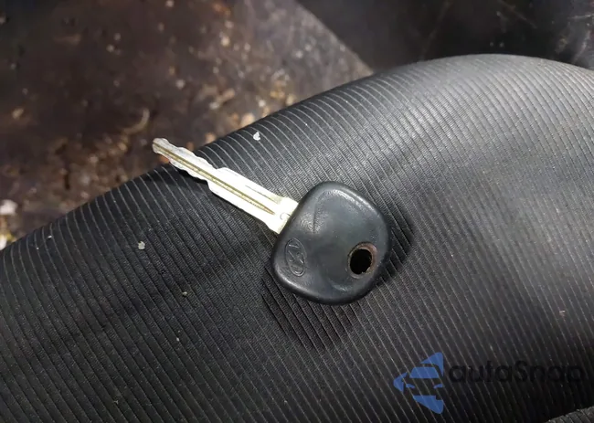 5NPD84LF7JH268257: 44387992