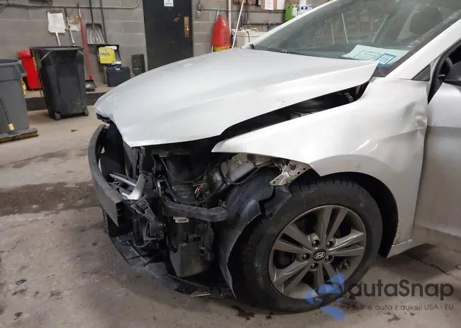 5NPD84LF7JH268257: 44387992