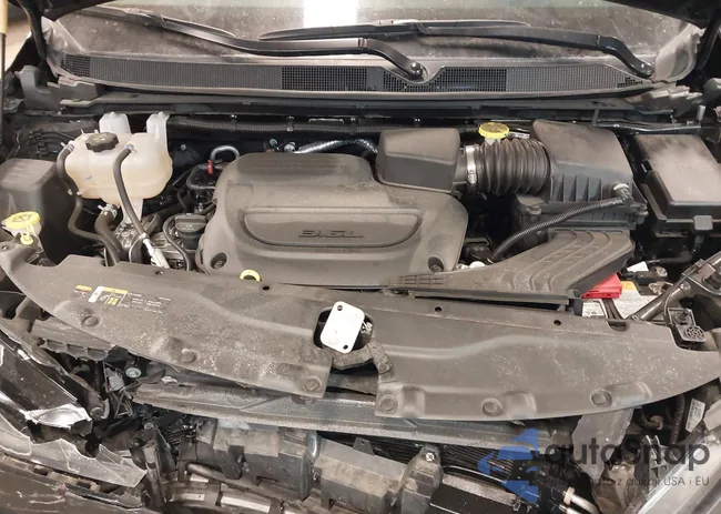 2C4RC1CG8RR163186: 44387995