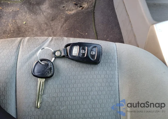 KMHDU46D09U784592: 44388070