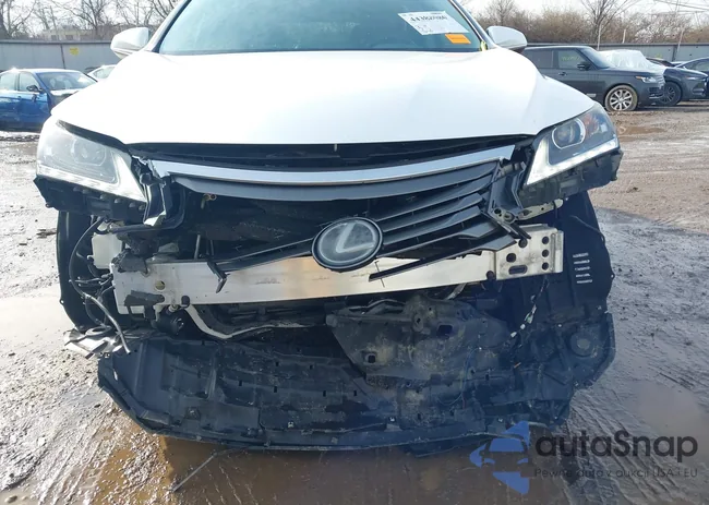 2T2BZMCA2HC114458: 44388080