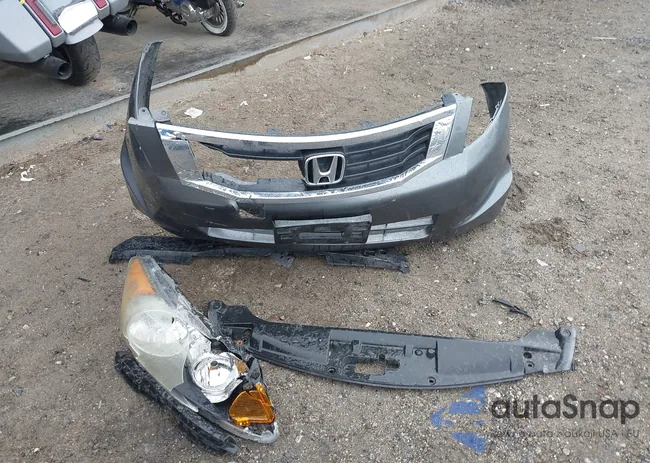 1HGCP2F4XAA003242: 44388127