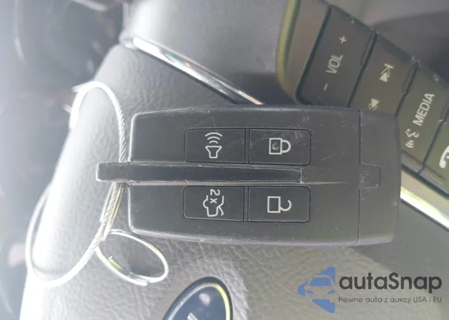 1FAHP2FWXCG135378: 44388268