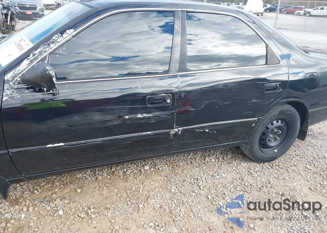 4T1BG22KXXU447710: 44388301