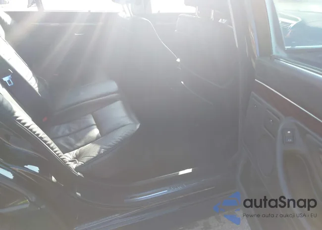 WBAGH83481DP18150: 44388309