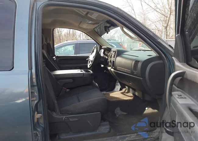 1GCPKSE78CF108703: 44388316