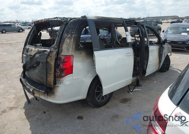 2C4RDGEGXJR334960: 44388432