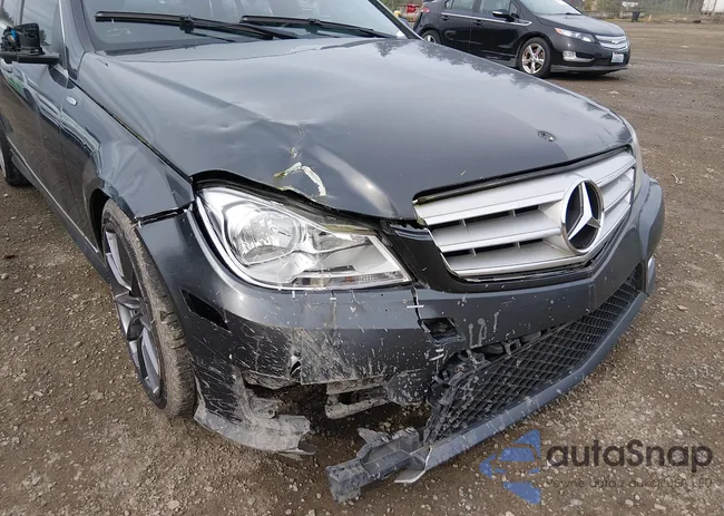 WDDGF8AB9DR258312: 44388445