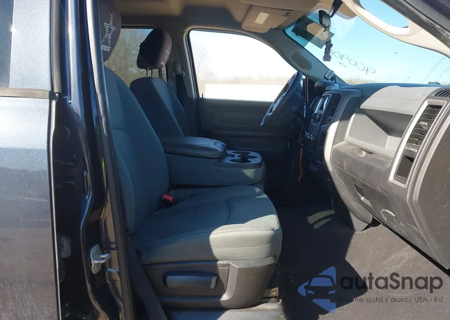 1C6RR7FT5DS699909: 44387461