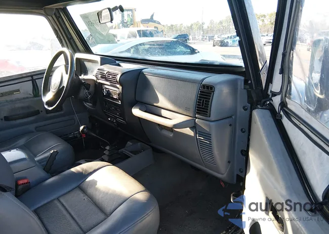 1J4FY19S2WP721024: 44387524