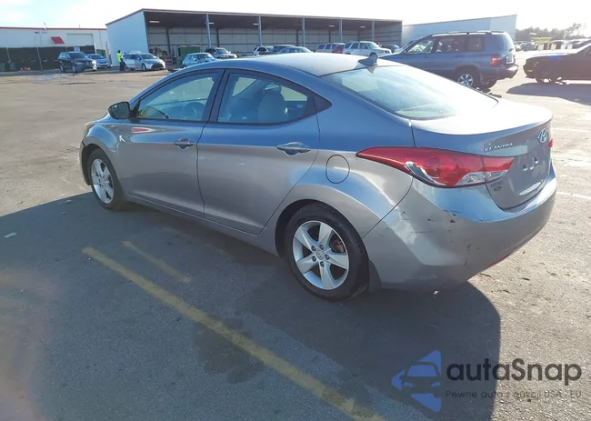 KMHDH4AE9DU523071: 44387569