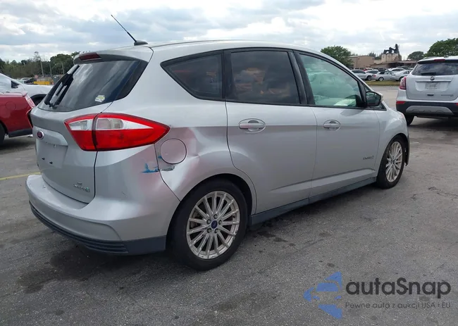 1FADP5AU2EL521843: 44387633