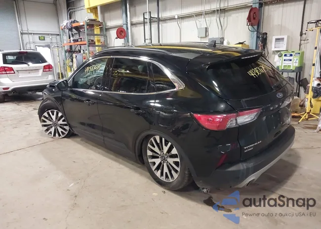 1FMCU9DZXMUA51935: 44387675