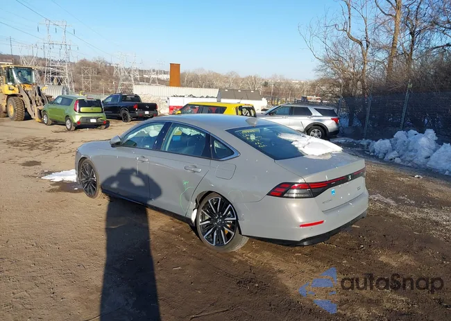 1HGCY2F83SA056981: 44387737