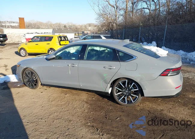 1HGCY2F83SA056981: 44387737