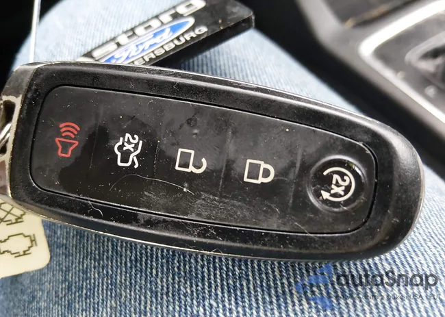 1FMCU9GD2KUB23921: 44388850