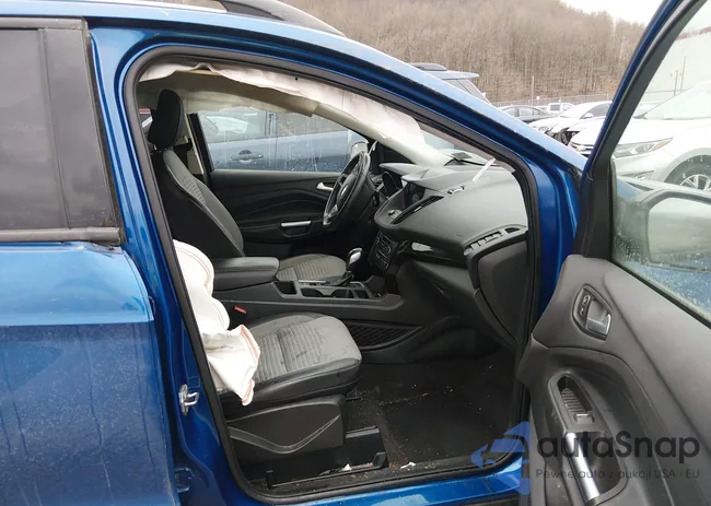 1FMCU9GD2KUB23921: 44388850