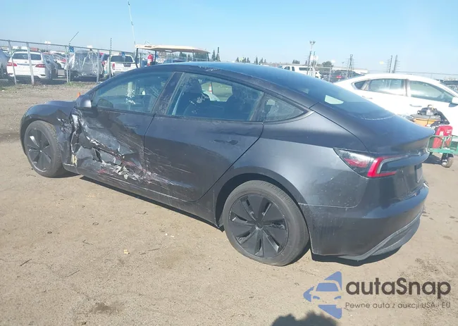 5YJ3E1EA4RF735911: 44388852