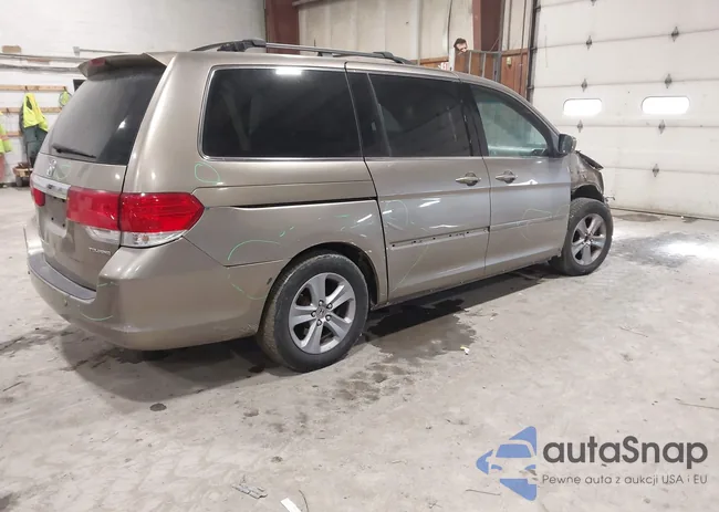 5FNRL38908B092758: 44388926