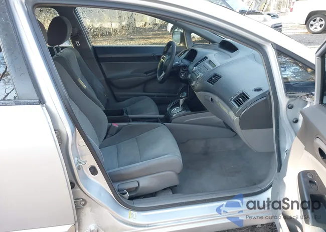 2HGFA1F37AH549286: 44388931