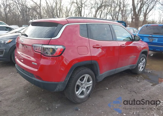 3C4NJDBN2RT605494: 44388951