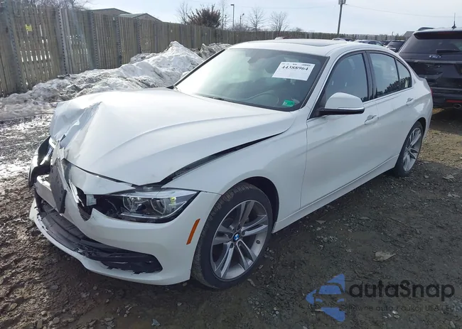 WBA8B9C53JEE82573: 44388964