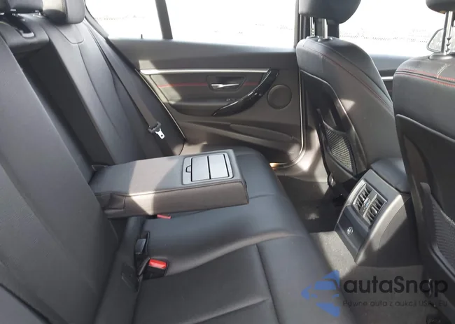 WBA8B9C53JEE82573: 44388964