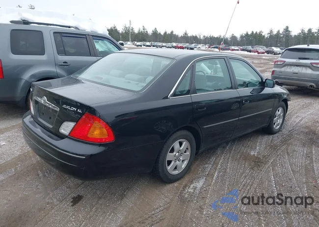 4T1BF28B3YU021837: 44388966