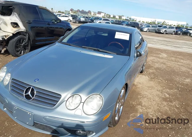 WDBPJ75J34A040349: 44389068