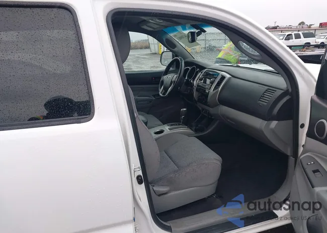 5TFMU4FN9CX008304: 44389083