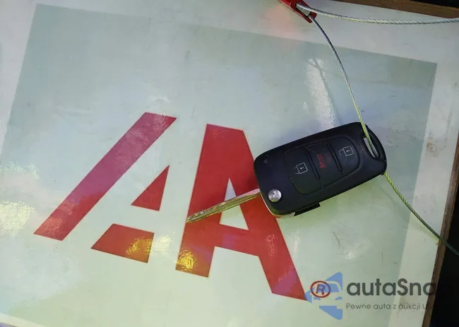 KNDJT2A60D7585105: 44389104