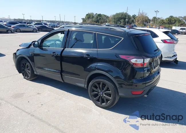 1FMCU0J90HUA20506: 44389106