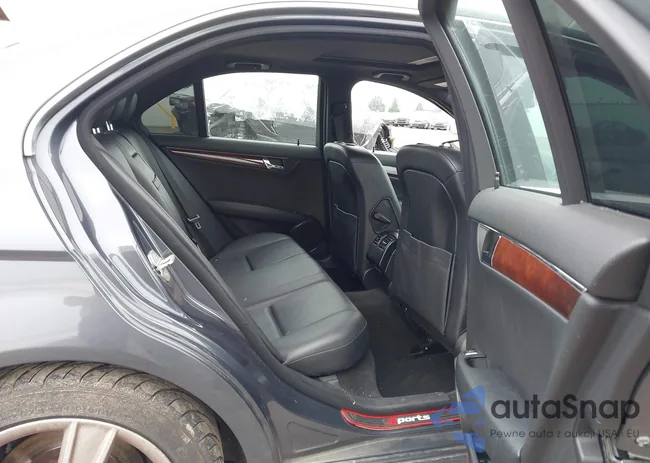 WDDGF8BB3BR134550: 44389143