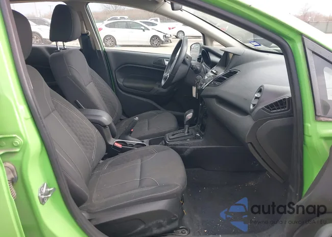 3FADP4EJ2FM220841: 44389181