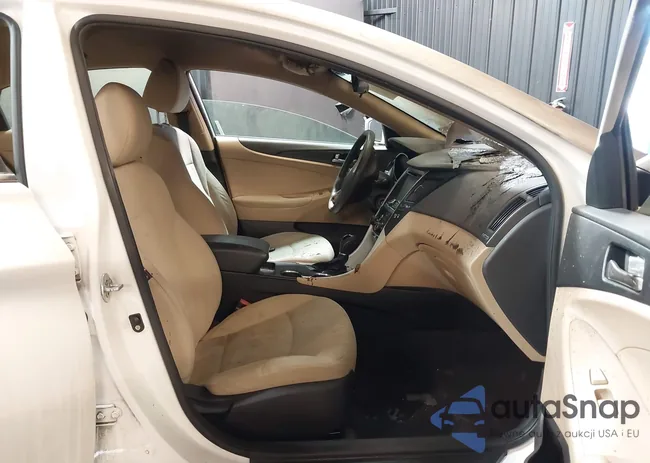 5NPEB4AC5BH304768: 44389185