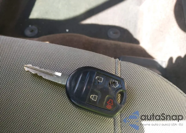 1FAHP2D8XDG198017: 44389260