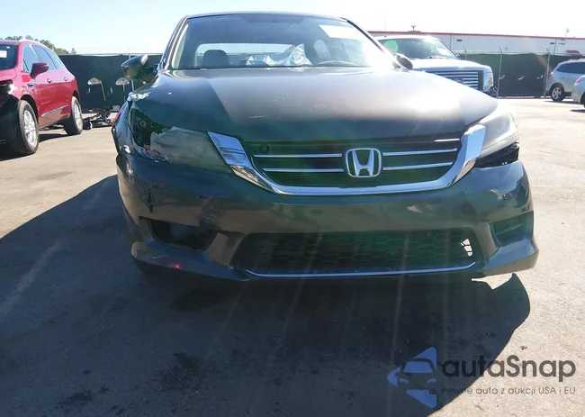 1HGCR2F33DA042812: 44389309