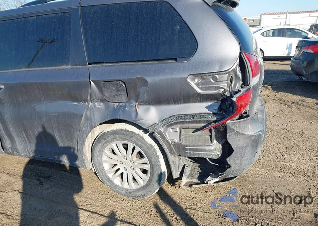 5TDYK3DC4ES487579: 44389311