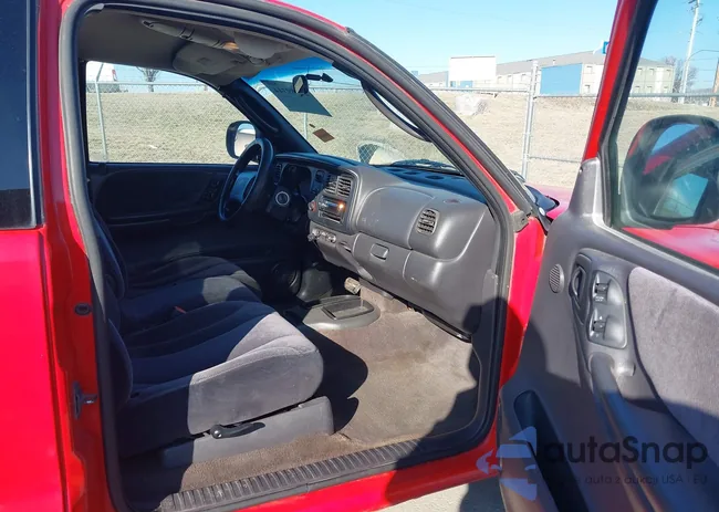 1B7GL22N0YS529426: 44389344