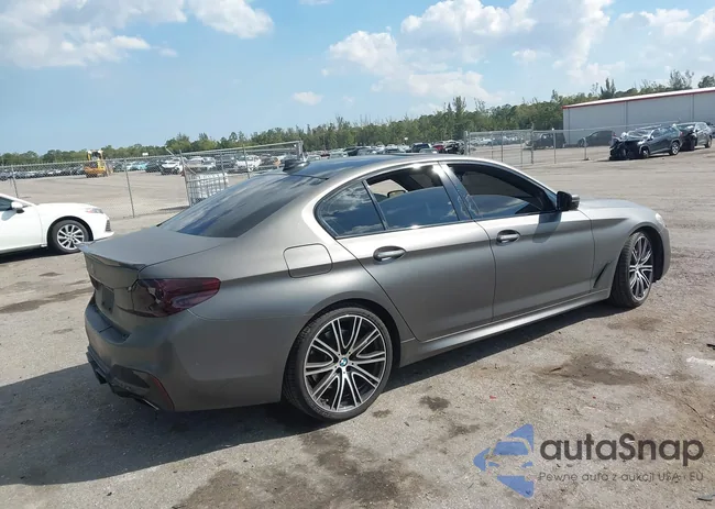 WBAJE5C30HG915875: 44389389