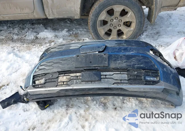 KNDCT3L16P5060999: 44389411