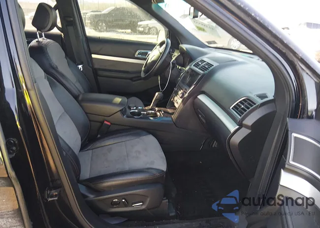 1FM5K8D80HGA53567: 44388555