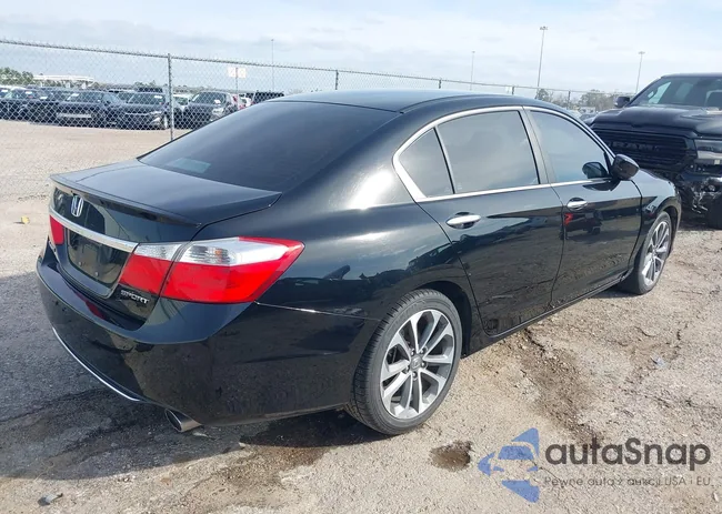 1HGCR2F54FA026512: 44388615