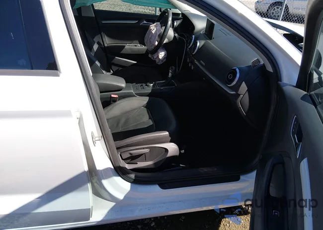 WAUB8GFF0G1118332: 44388616