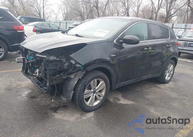 KNDPMCAC2H7111746: 44388641