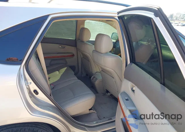 2T2GK31U47C012627: 44388698