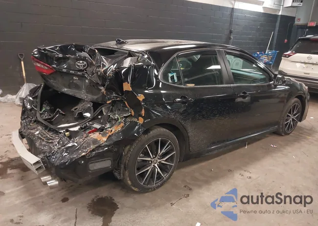 4T1G11AK5NU696738: 44388717