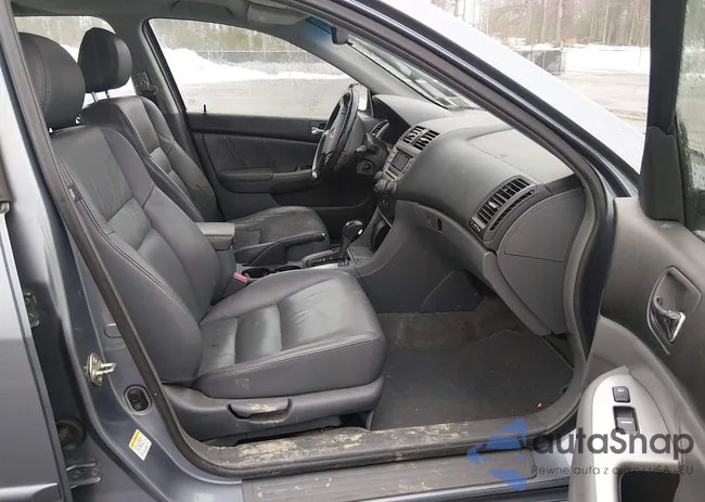 1HGCM56877A106267: 44388763